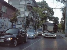Пловдивчанин: Този автобус се движи като камикадзе