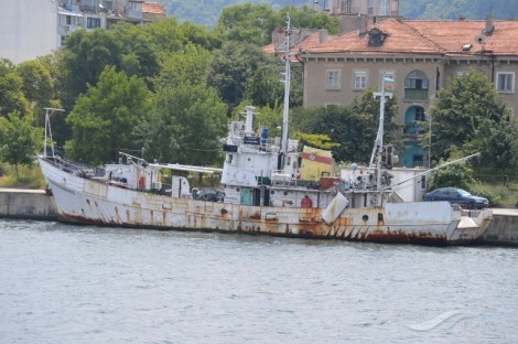 vesselfinder com
Института по рибни ресурси във Варна обяви за продан чрез