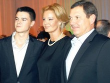 Стефка Костадинова стяга сватба?