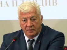 Здравко Димитров: Каназирева разбира от администрация