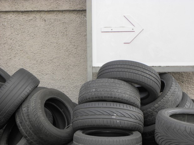 Във връзка с изискванията за сезонна смяна на гумите, МОСВ