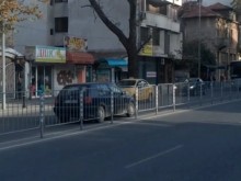 Заблуден шофьор изуми всички по бул. "Васил Априлов"!