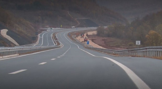 Магистралата от сръбския Ниш до българската граница е завършена. Екип на сръбската