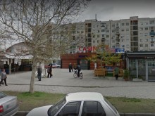 Пиян отиде да допие на аванта в казино в "Тракия“, яде бой и отнесе глоба