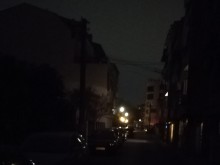 Улица в центъра на Пловдив е без осветление