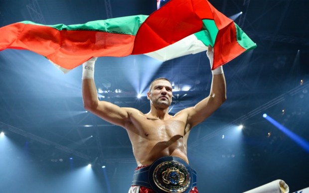 Българският боксьор Тервел Пулев постигна 14 ата си поредна победа на професионалния