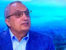 Иван Костов: Стоя далеч от политиката