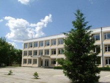 Мъж отправи заплахи към ученици във Вълчи дол