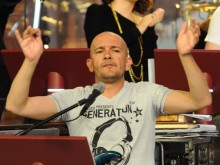 Годжи със счупена ръка след инцидент