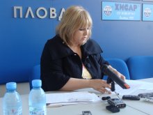 Заради глухотата им жигосват с "негоден" пловдивски шофьори