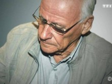 Пенсиониран лекар е обвинен в изнасилването на 250 деца