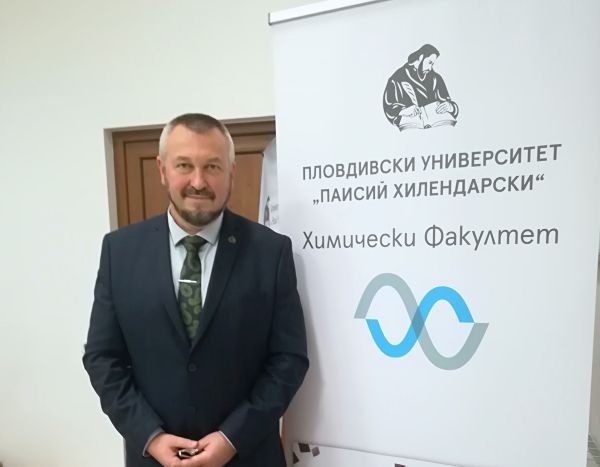 Преизбраха доц.Кметов за декан на Химическия факултет на Пловдивския университет