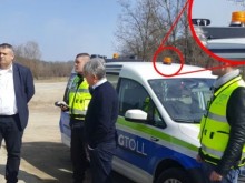 Скандално за колите на БГ Тол! Оказа се, че нямат законови права да ни спират