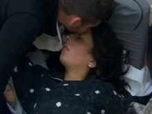 Извънредна ситуация във "Фермата"! Изведоха участник с линейка