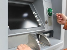 Таксите за банкови операции отново ще поскъпнат