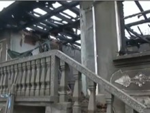 Младоженци останаха без дом след пожар