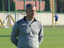 Помощникът на Феро: Ако ни предложат нови договори, ще останем и след Нова година