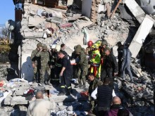 35 са вече жертвите на труса в Албания