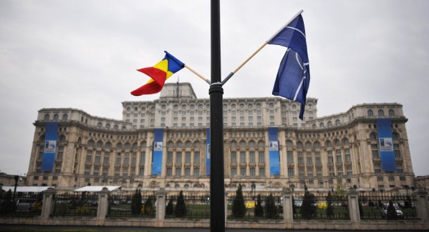 Румънският Сенат одобри проектозакон предвиждащ затвор до 10 години за