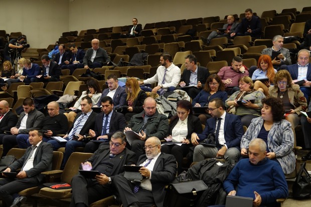 Четирима заместник председатели ще има Общинският съвет във Варна На днешното