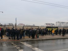 Фенове на Ботев протестират на булевард "Източен"!