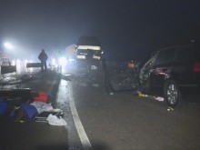 Пиян сърбин нацели челно автобус с негови сънародници на наша територия