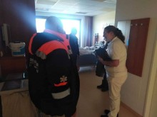 Транспортираха Ванко до германската клиника, в която ще се борят за живота му