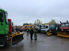 "Чистота" обработи със сол мостовете и надлезите в Пловдив