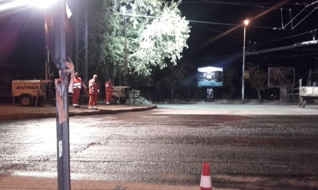 Отложиха нощното преасфалтиране на 2 кръстовища в Пловдив, причината - изненадваща