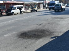 Спешно асфалтираха участъци от уличната мрежа на Асеновград