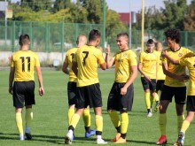 Обявиха кога стартират подготовка юношеските формации на Ботев
