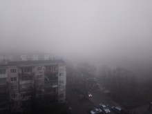 Пловдив не може да се отърве от гъстата мъгла, внимавайте!