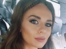 Тя е от Пловдив, само на 23 г., но вече кара ТИР и обикаля света!