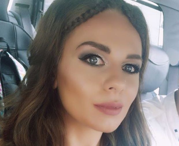 Фейсбук Вероника Стефанова е на 23 г от Пловдив Завършва