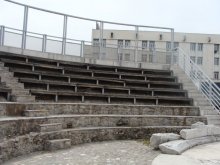 Завършването на Одеона под въпрос