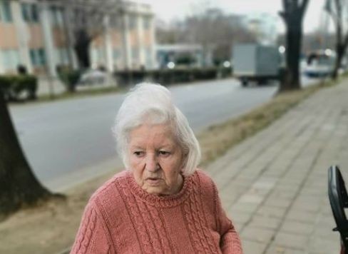 Възрастната баба Стойка която по рано днес бе открита от минувачи