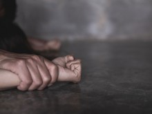 Изнасилиха млада жена в София