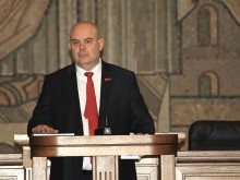 Гешев пое под надзор досъдебните производства за водната криза в Перник