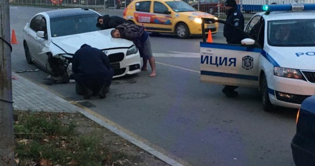 Виждам те КАТ-Варна
Двама мъже са били арестувани след преследване и