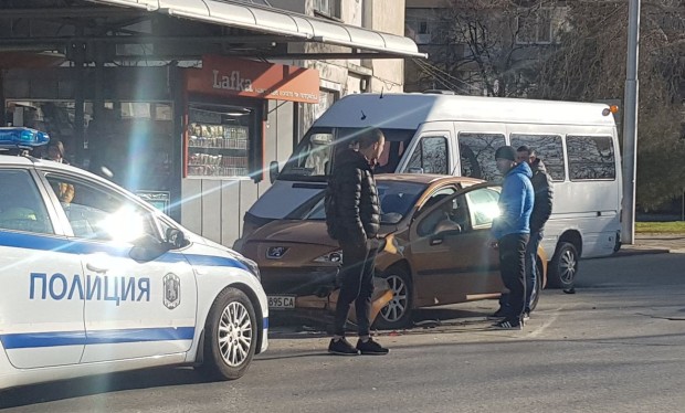 Plovdiv24 bg Нямат край пътните инциденти в Пловдив предава репортер на Plovdiv24 bg