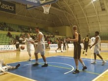 Отложиха мач на Академик, ръководството призова феновете за подкрепа