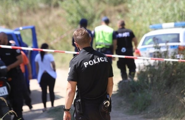 БГНЕС
Страшна трагедия! 18-годишно момиче е убито в Галиче. То е