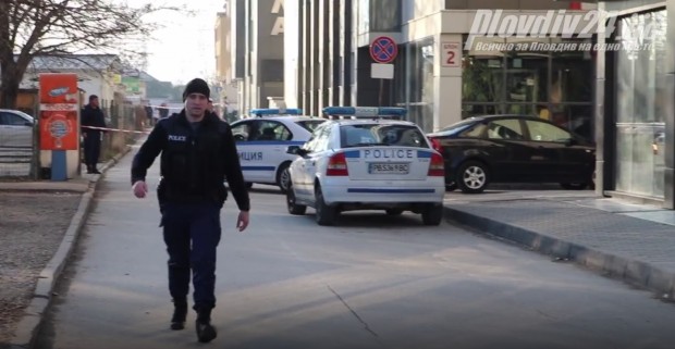 Много полиция около "Каспела", увеличиха зоната за безопасност!
