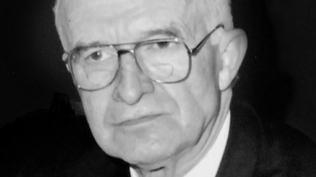 На 97 годишна възраст днес почина проф д р Тодор Вълчев съобщават