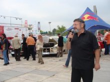 Ретро автомобилите потеглиха от Пловдив към Розовата долина