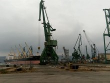 Контейнери с италиански боклук пристигнаха на пристанище Варна, разследващите са на място!