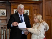 50 души минаха през първата приемна на кмета на Пловдив
