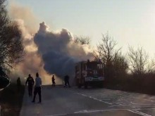 Бус се запали на пътя между Пловдив и Пазарджик