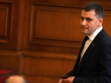Два дни допълнителен отпуск за непушачите