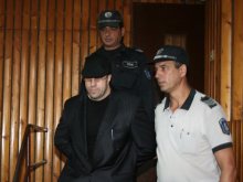 Изпълнител на "мокри поръчки" зад граница застава пред съда